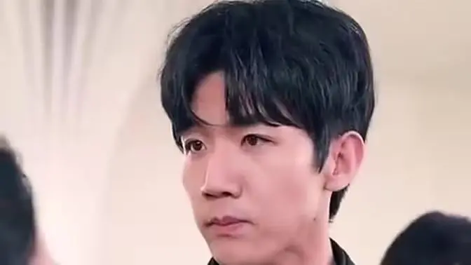 未来科幻巨作：2060我是超级神豪的财富冒险与人性考验